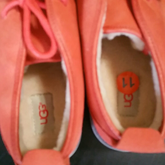 Uggs size 11 - Picture 5 of 5